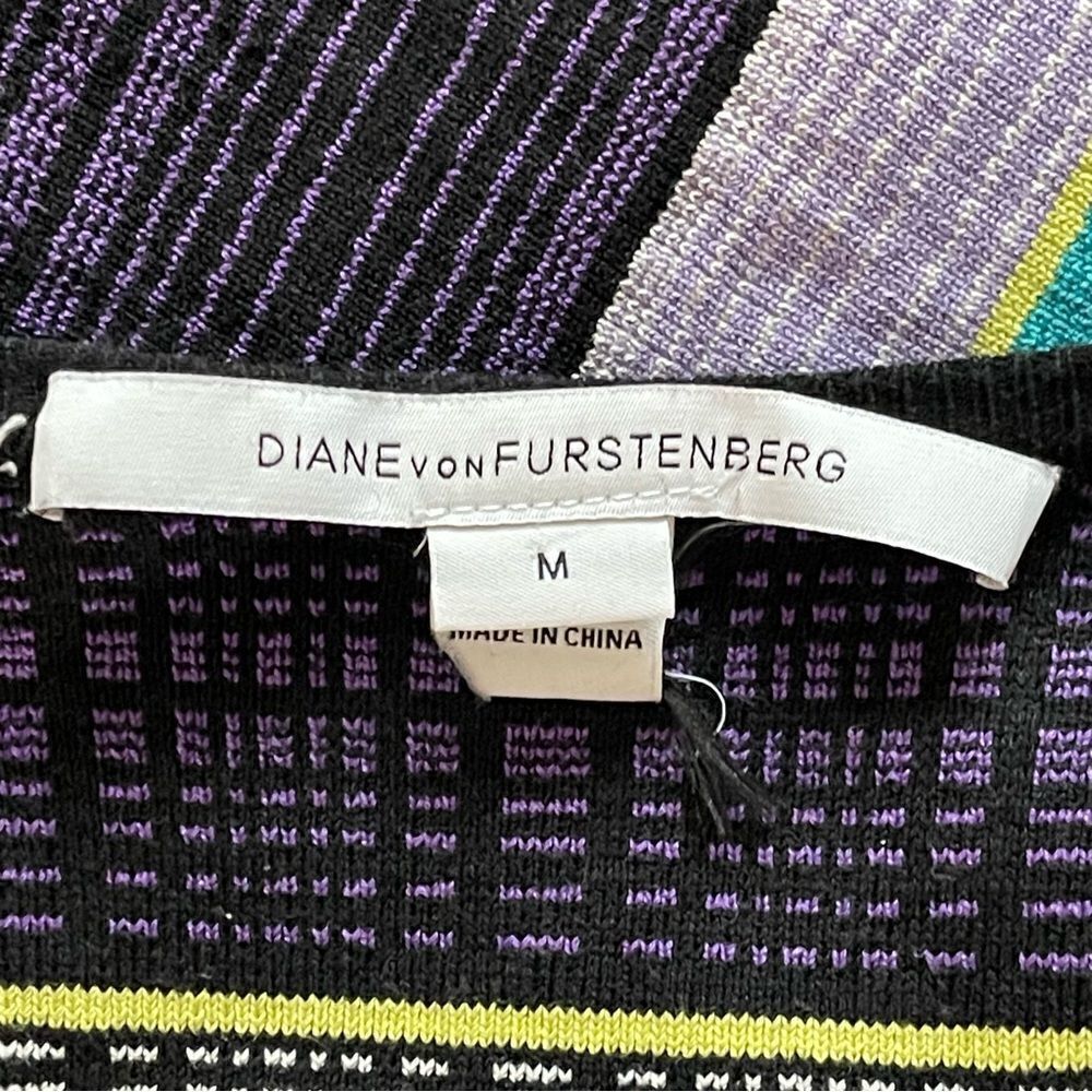 Diane von Furstenberg
Carrigan Striped Fit-and-Flare Dress, Lavender Size Med - Picture 4 of 15
